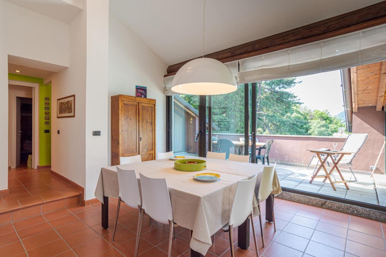Apartamento Apt With Terrace And Shared Pool! Lake View! Nesso Exterior foto